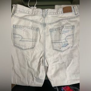 American eagle light wash curvy jeans